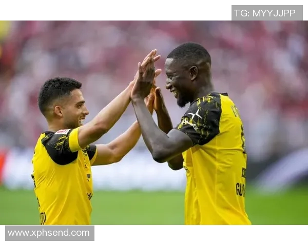 柏林联队力克多特蒙德，擒下德甲豪门