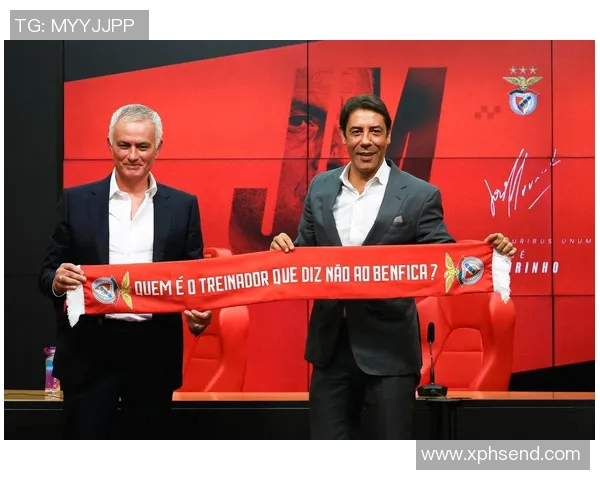 穆里尼奥发表对曼联的看法:尊重但不关心前东家 穆里尼奥发表对曼联的看法:尊重但不关心前东家